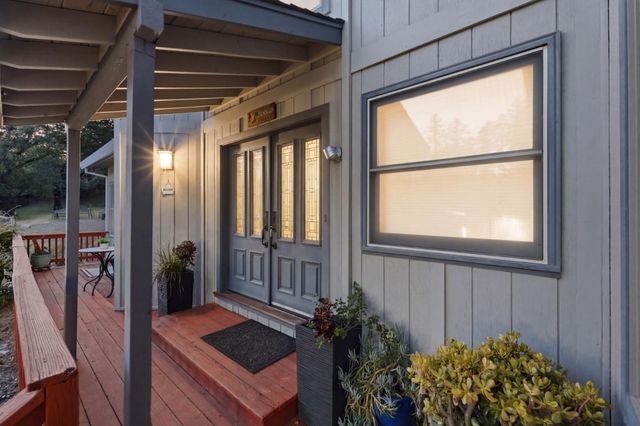 18453 Las Cumbres Road, Los Gatos, CA 95033