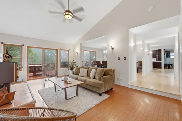 18453 Las Cumbres Road, Los Gatos, CA 95033