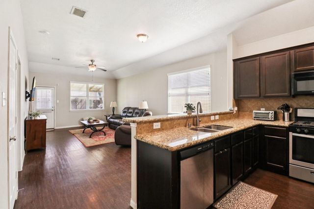 18444 Sunrise Maple Drive, Montgomery, TX 77316