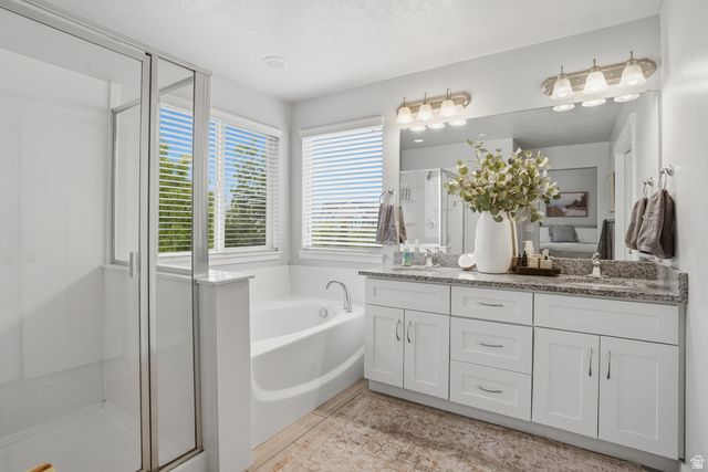 3763 W GRASSY MEADOW DR, South Jordan, UT 84009