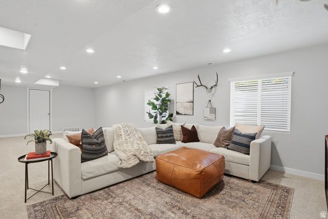 3763 W GRASSY MEADOW DR, South Jordan, UT 84009