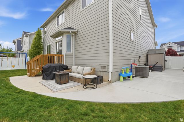 3763 W GRASSY MEADOW DR, South Jordan, UT 84009