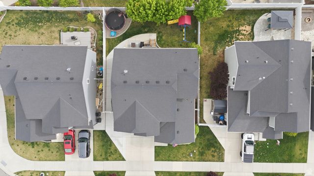 3763 W GRASSY MEADOW DR, South Jordan, UT 84009