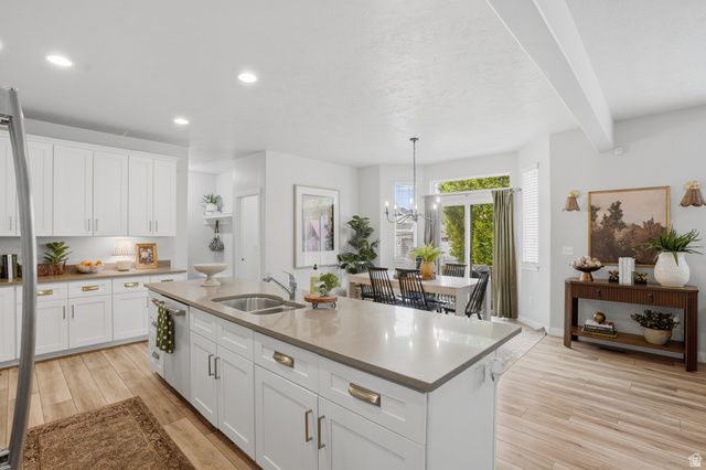 3763 W GRASSY MEADOW DR, South Jordan, UT 84009