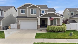 3763 W GRASSY MEADOW DR, South Jordan, UT 84009