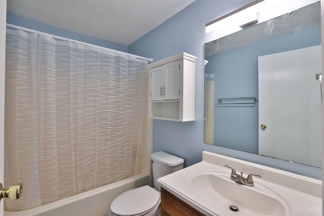 3949 Brown Farm Drive, Ross Twp, OH 45013