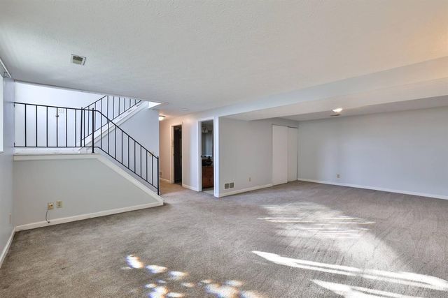 3949 Brown Farm Drive, Ross Twp, OH 45013