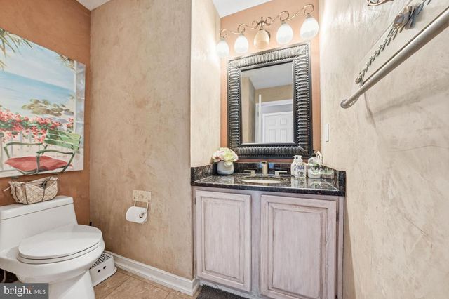 3 CAVESON TRL, Sewell, NJ 08080