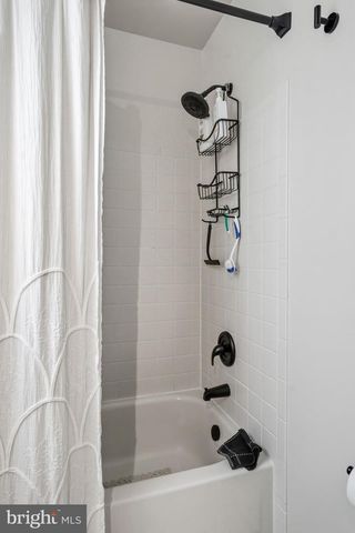 3 CAVESON TRL, Sewell, NJ 08080