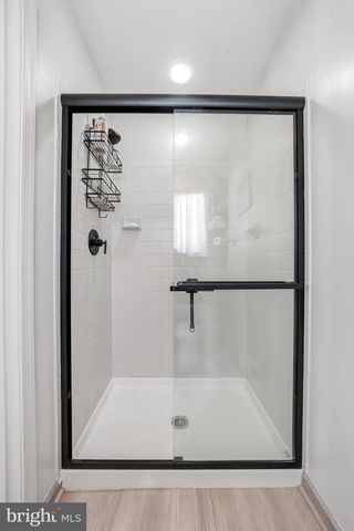 3 CAVESON TRL, Sewell, NJ 08080