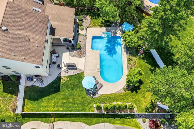 3 CAVESON TRL, Sewell, NJ 08080