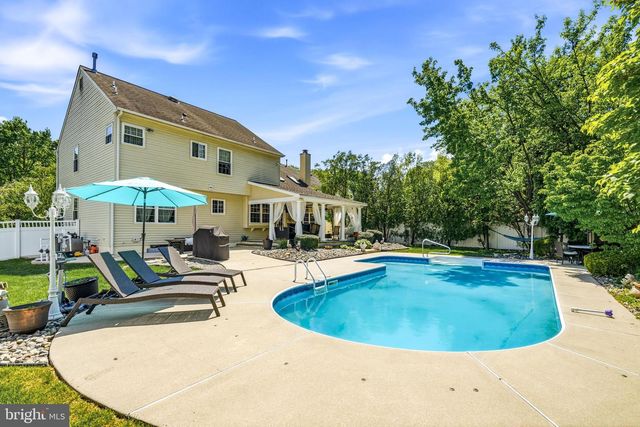 3 CAVESON TRL, Sewell, NJ 08080