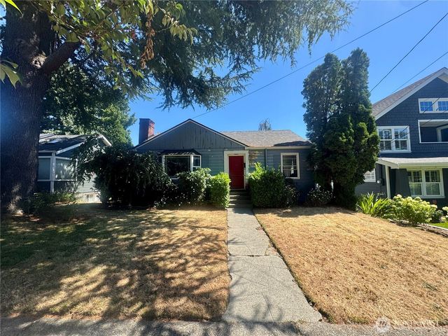 3012 35th Avenue W, Seattle, WA 98199