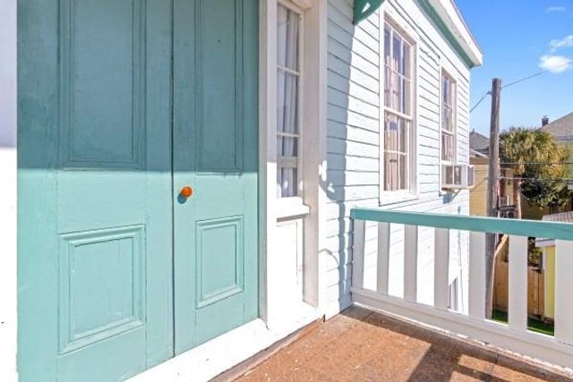 2417 Avenue M, Galveston, TX 77550