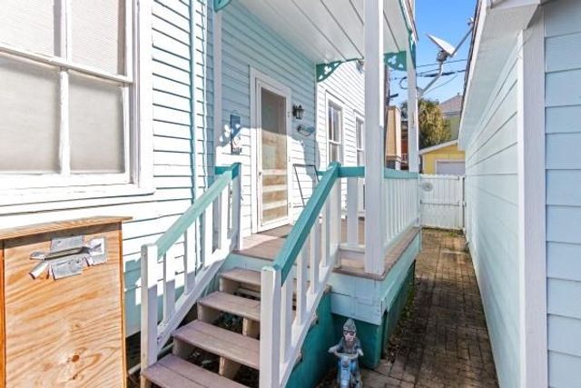 2417 Avenue M, Galveston, TX 77550