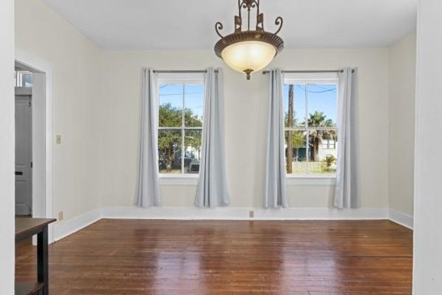 2417 Avenue M, Galveston, TX 77550