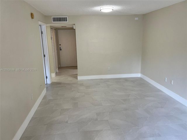 14415 N Kendall Dr 102G, Miami, FL 33186