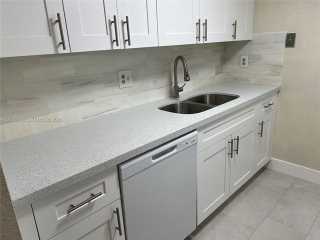 14415 N Kendall Dr 102G, Miami, FL 33186