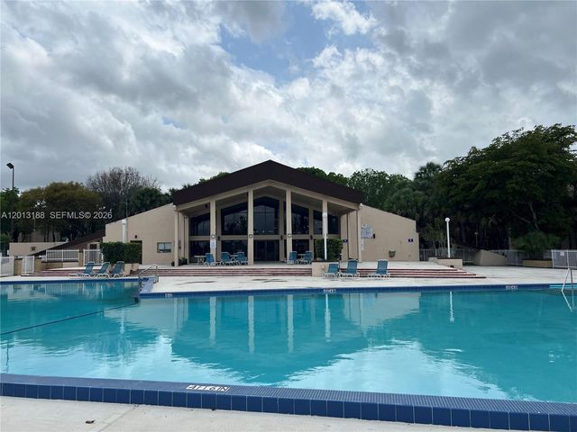 14415 N Kendall Dr 102G, Miami, FL 33186