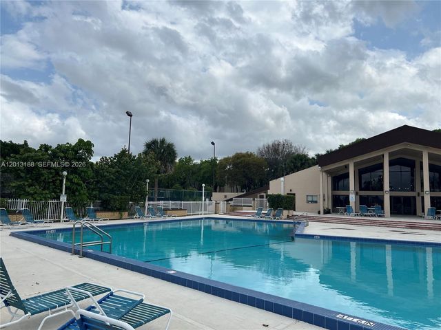 14415 N Kendall Dr 102G, Miami, FL 33186