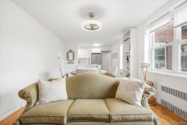 84-50 169th Street 315, Jamaica, NY 11432