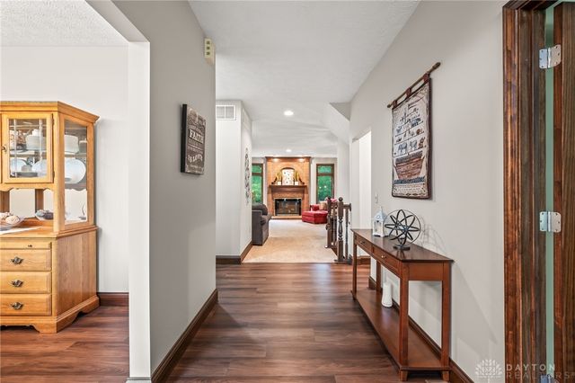 2335 Blackoak Drive, Troy, OH 45373