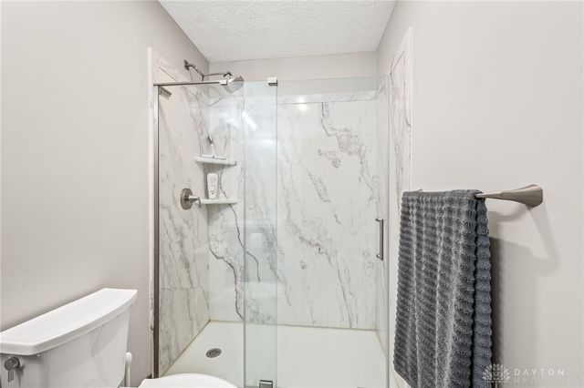2335 Blackoak Drive, Troy, OH 45373