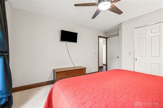 2335 Blackoak Drive, Troy, OH 45373