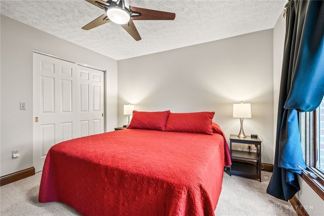 2335 Blackoak Drive, Troy, OH 45373