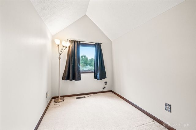 2335 Blackoak Drive, Troy, OH 45373