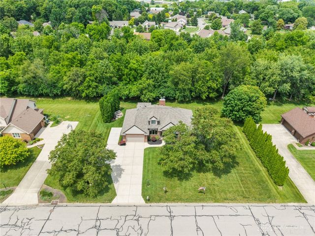 2335 Blackoak Drive, Troy, OH 45373