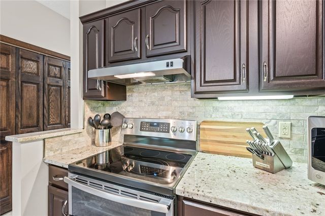 2335 Blackoak Drive, Troy, OH 45373