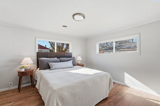 1103 Potter Ave, Richland, WA 99354