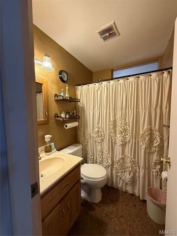 1345 Hialeah Place, Florissant, MO 63033