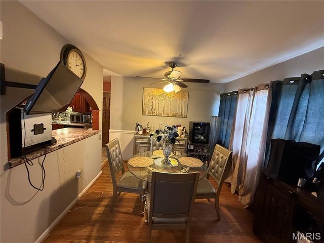 1345 Hialeah Place, Florissant, MO 63033