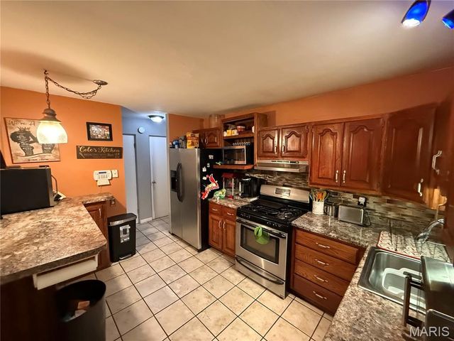 1345 Hialeah Place, Florissant, MO 63033