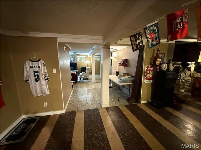 1345 Hialeah Place, Florissant, MO 63033