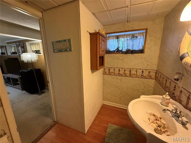 1345 Hialeah Place, Florissant, MO 63033