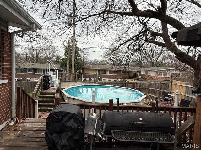 1345 Hialeah Place, Florissant, MO 63033