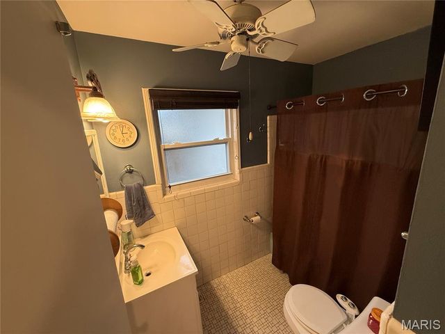 1345 Hialeah Place, Florissant, MO 63033