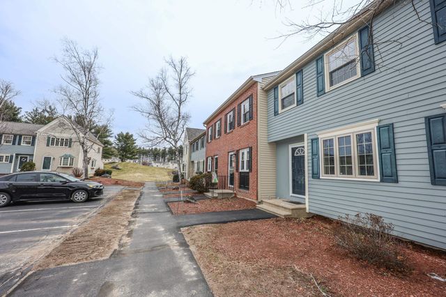 123 Fox Hollow Drive, Hudson, NH 03051