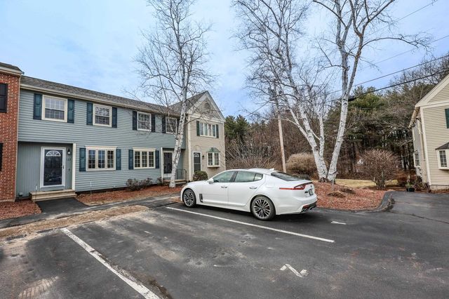 123 Fox Hollow Drive, Hudson, NH 03051