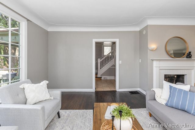 262 Hollister Avenue, Grand Rapids, MI 49506