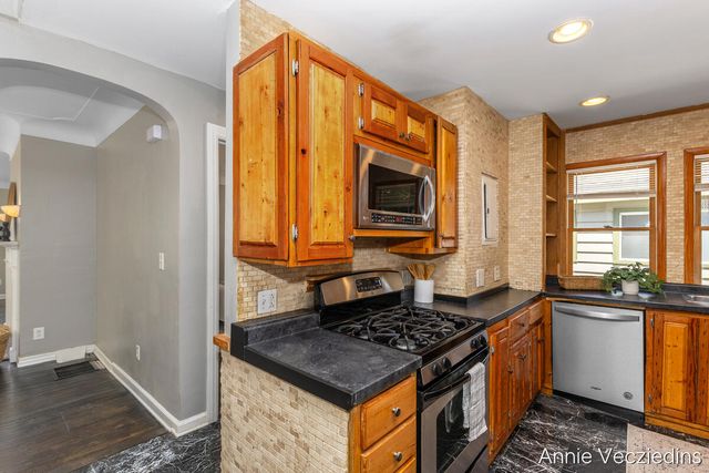 262 Hollister Avenue, Grand Rapids, MI 49506