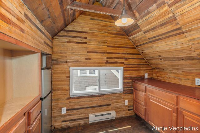262 Hollister Avenue, Grand Rapids, MI 49506