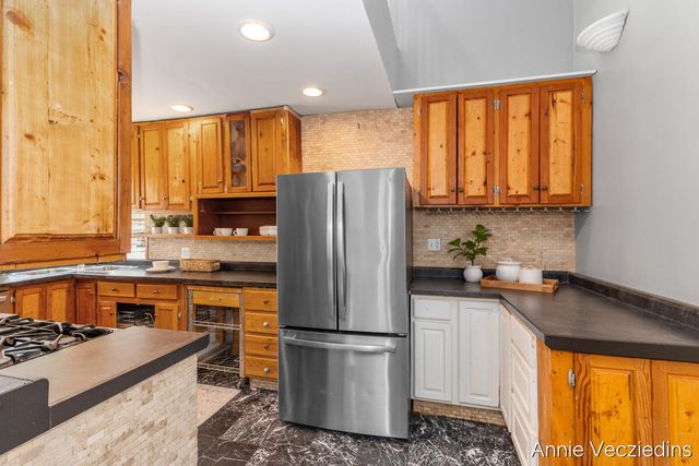 262 Hollister Avenue, Grand Rapids, MI 49506