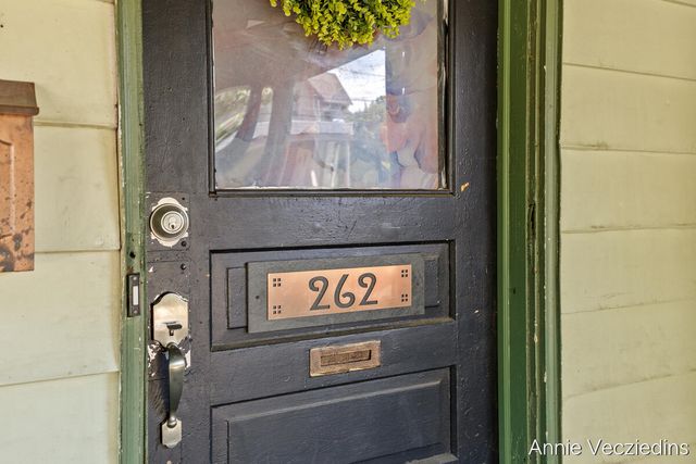 262 Hollister Avenue, Grand Rapids, MI 49506