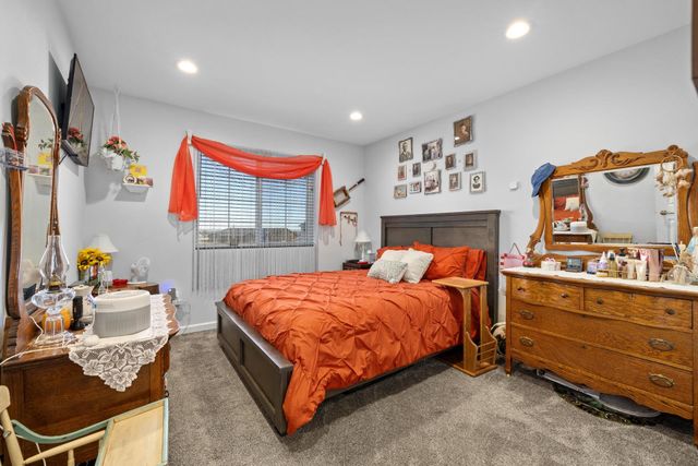 1020 34TH AVE NE, Minot, ND 58703