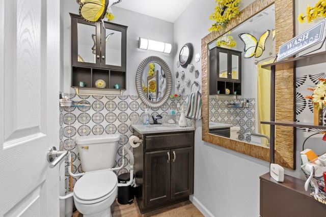 1020 34TH AVE NE, Minot, ND 58703