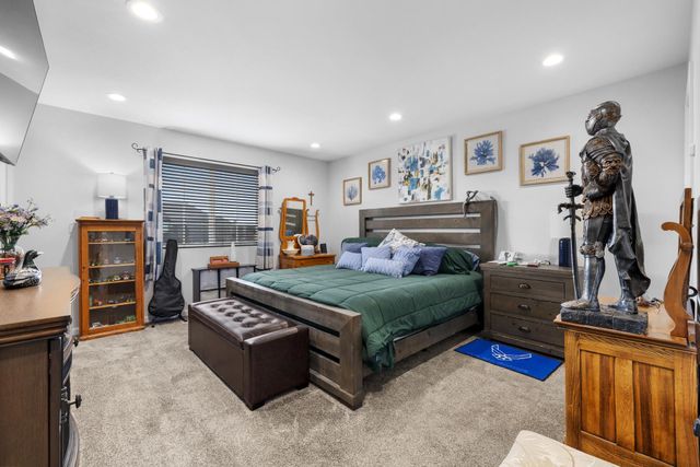 1020 34TH AVE NE, Minot, ND 58703